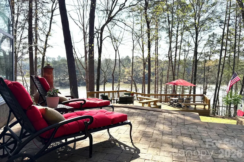 91 Island View Court Mill Spring NC 28756