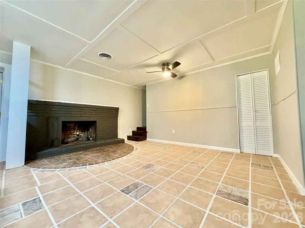 6530 Curlee Road Conover NC 28613