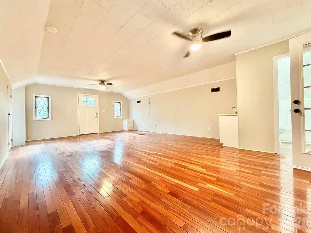 6530 Curlee Road Conover NC 28613