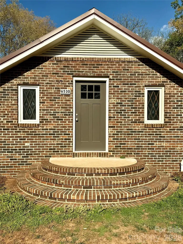 6530 Curlee Road Conover NC 28613