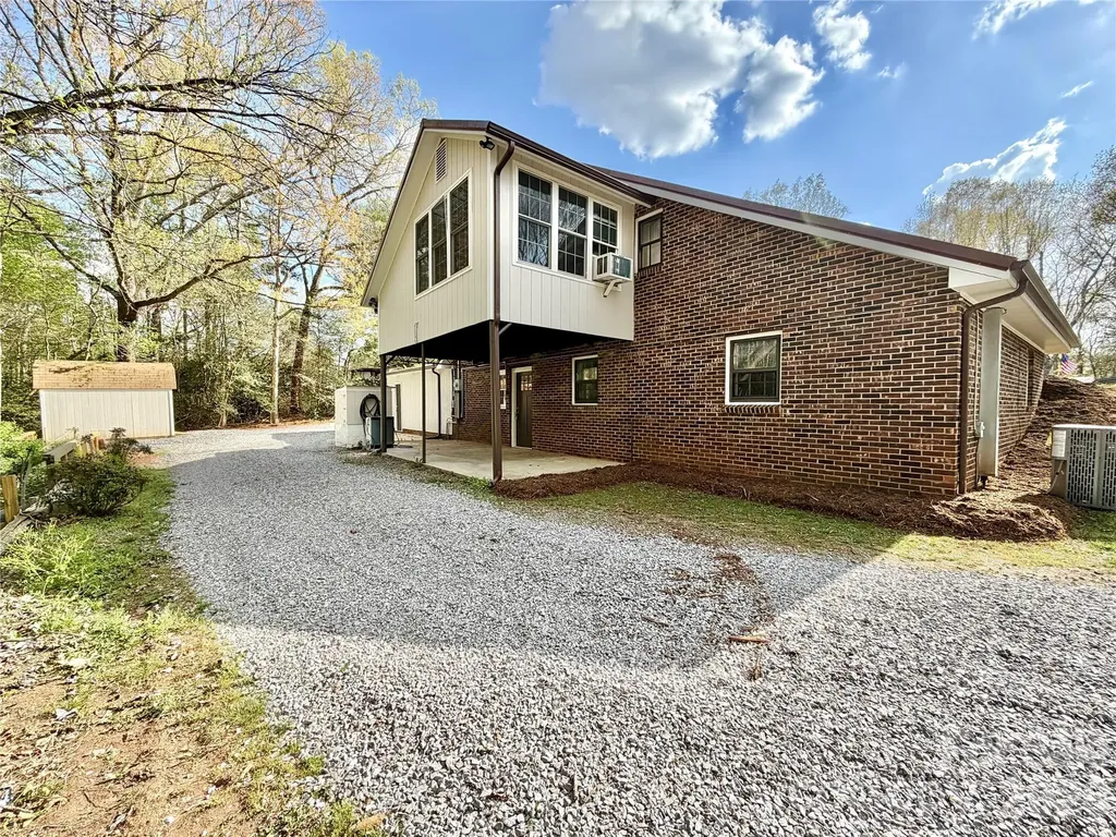 6530 Curlee Road Conover NC 28613