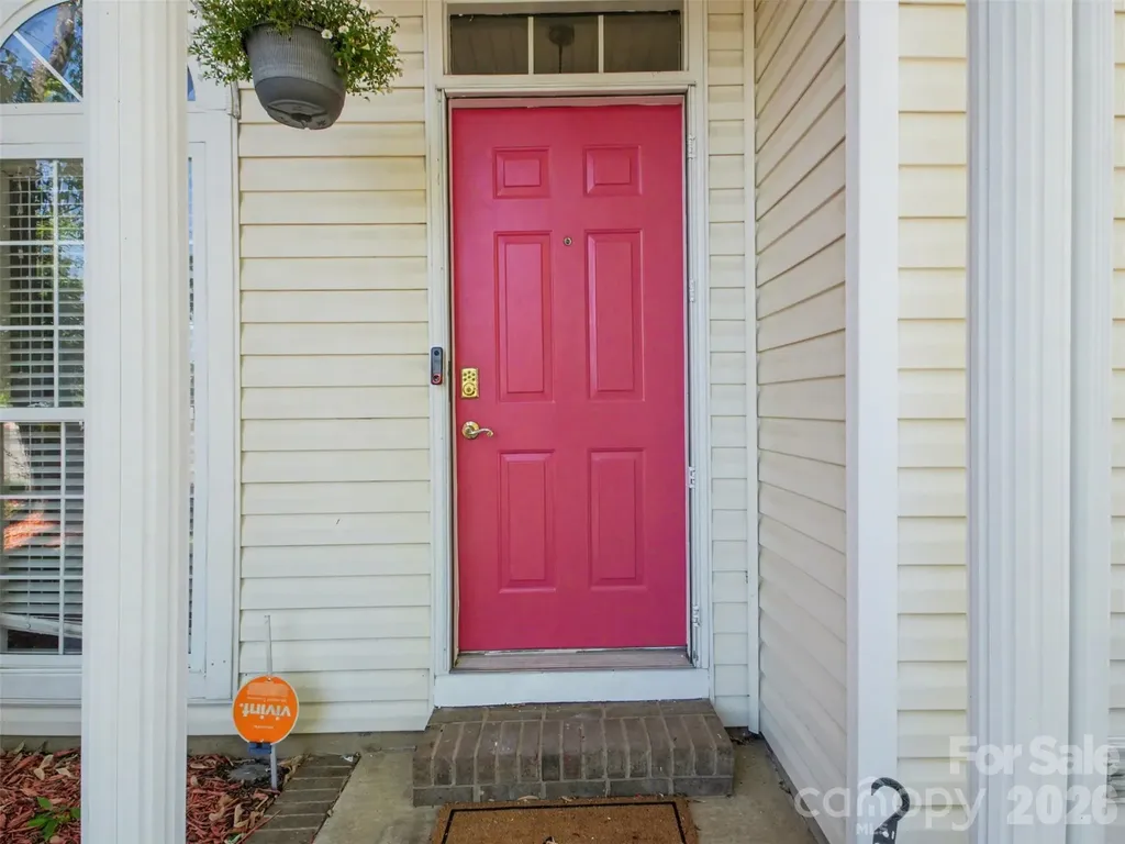 12548 Panthersville Drive Charlotte NC 28269