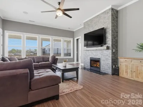 7004 Treetop Court York SC 29745