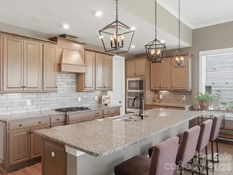 7004 Treetop Court York SC 29745