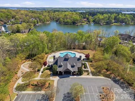 7004 Treetop Court York SC 29745