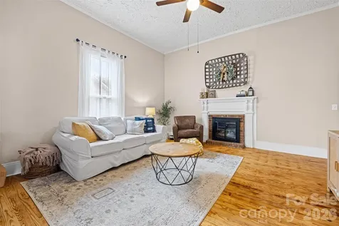 231 Jefferson Street E York SC 29745