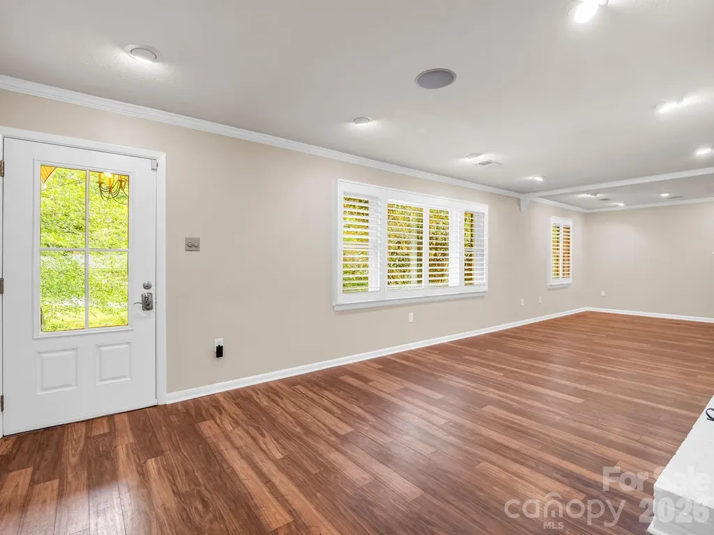 111 Dogwood Drive Black Mountain NC 28711