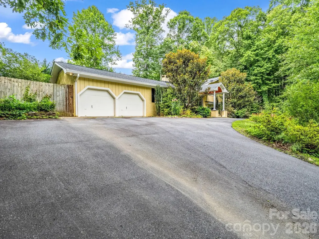 111 Dogwood Drive Black Mountain NC 28711