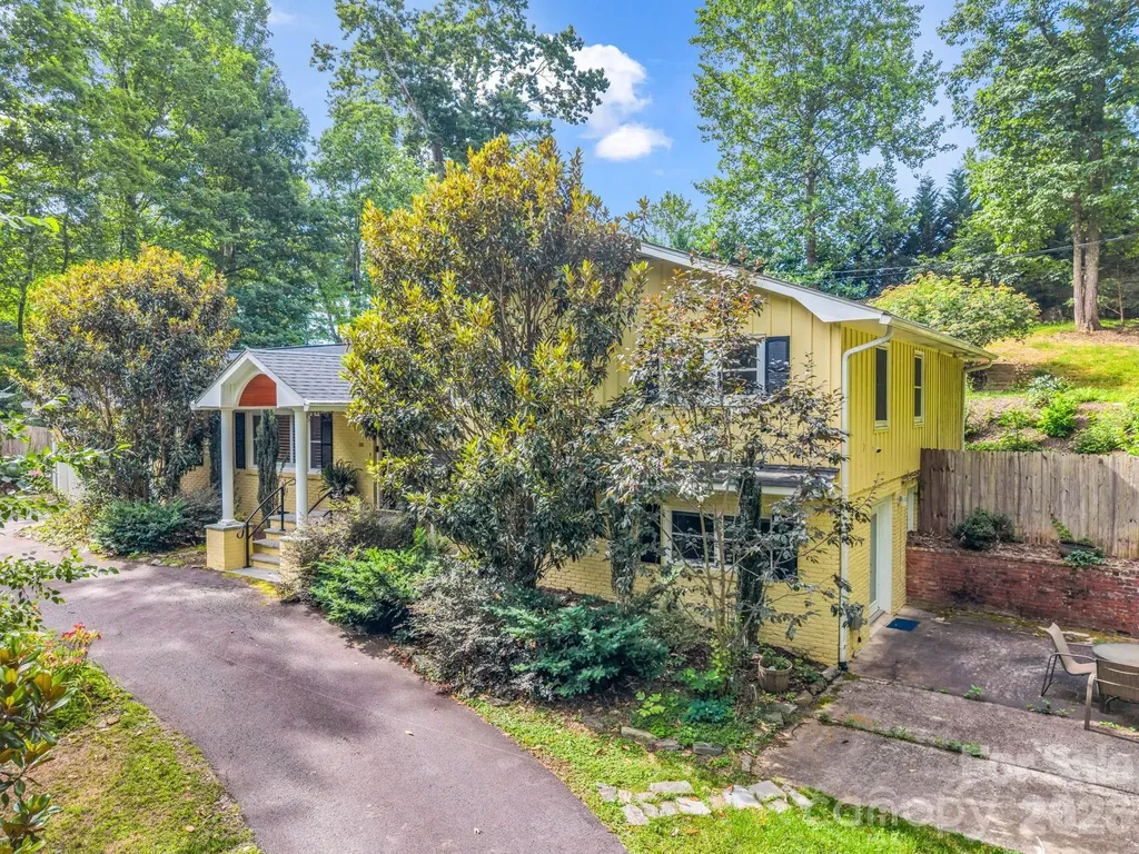 111 Dogwood Drive Black Mountain NC 28711