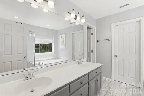 12101 Carolina Oak Circle Charlotte NC 28273