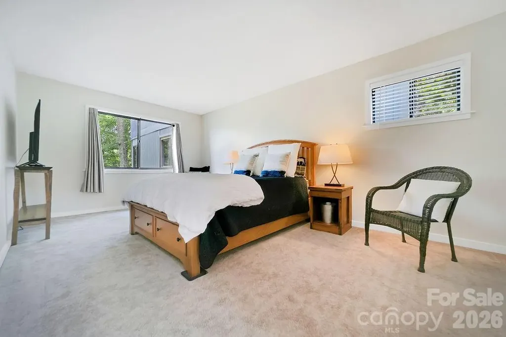 216 Tinequa Drive Brevard NC 28712