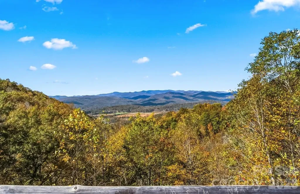 216 Tinequa Drive Brevard NC 28712