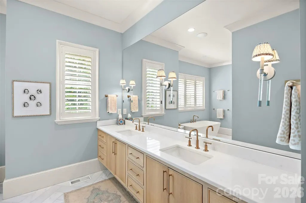 254 Huntley Place Charlotte NC 28207