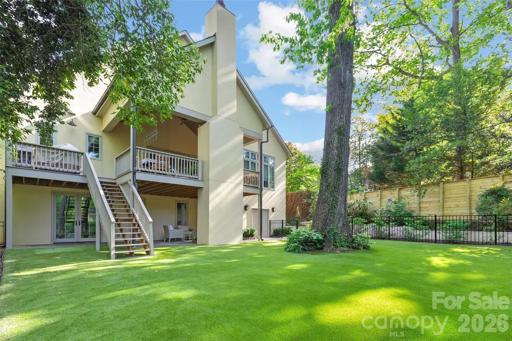 254 Huntley Place Charlotte NC 28207