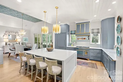 254 Huntley Place Charlotte NC 28207