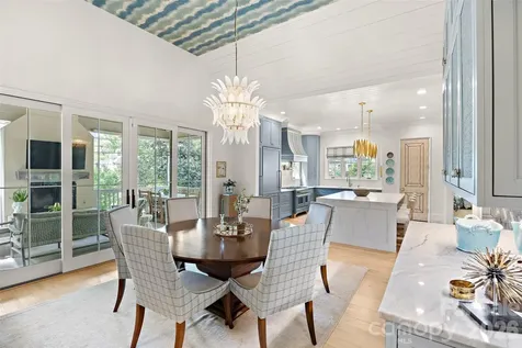254 Huntley Place Charlotte NC 28207