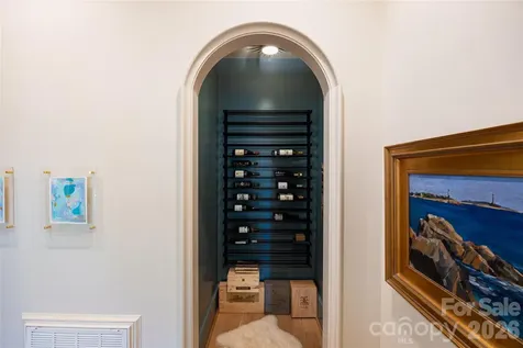 254 Huntley Place Charlotte NC 28207