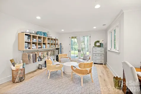 254 Huntley Place Charlotte NC 28207
