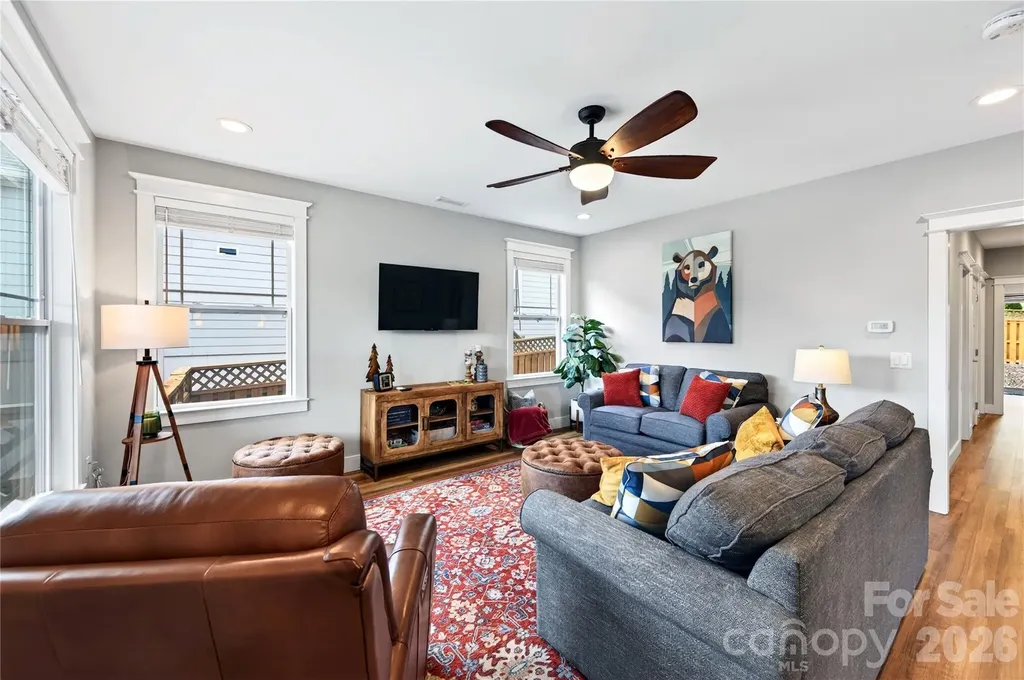 1108 Blueview Drive Black Mountain NC 28711