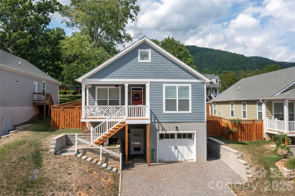 1108 Blueview Drive Black Mountain NC 28711