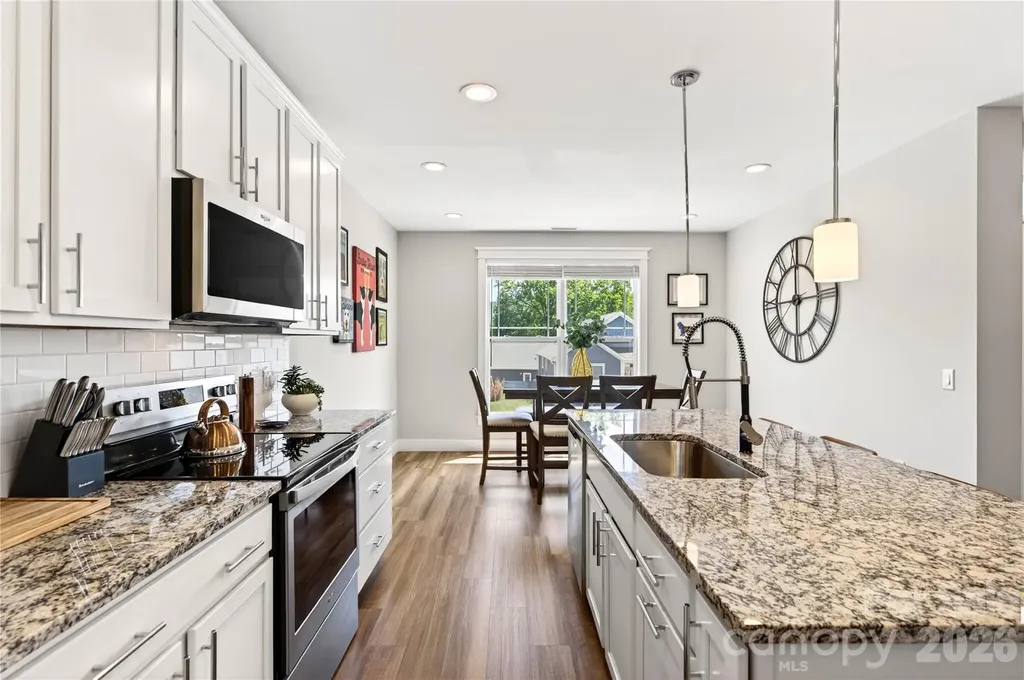 1108 Blueview Drive Black Mountain NC 28711