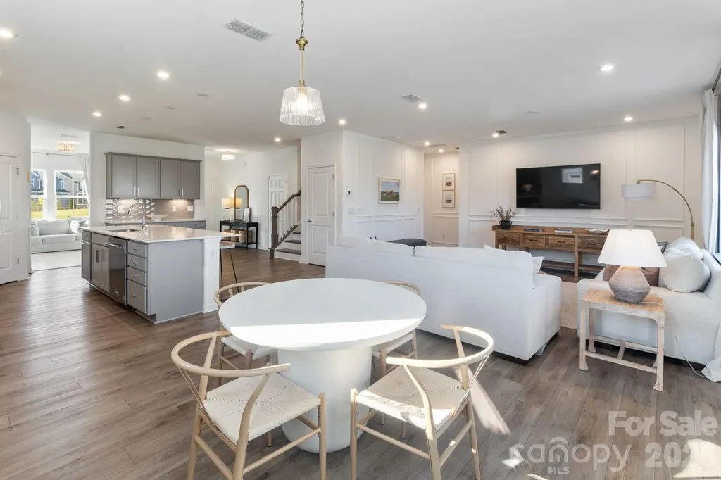 11104 Godwit Lane Charlotte NC 28278