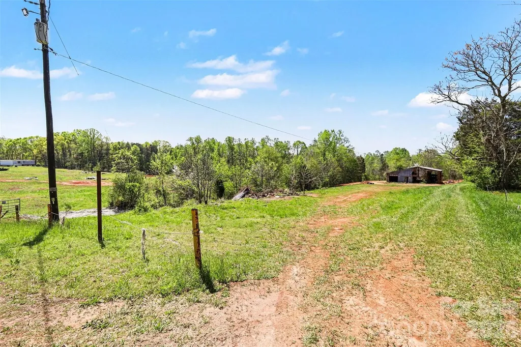 221 Cullen Lane Statesville NC 28625
