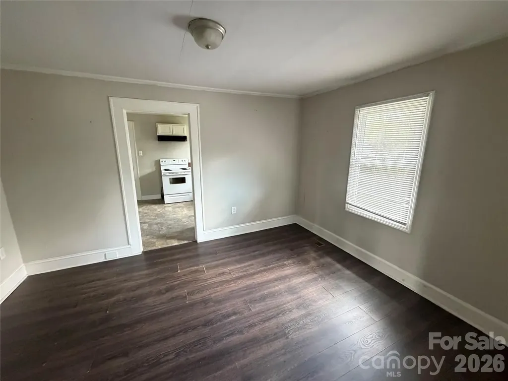 1002 N Salisbury Avenue Spencer NC 28159