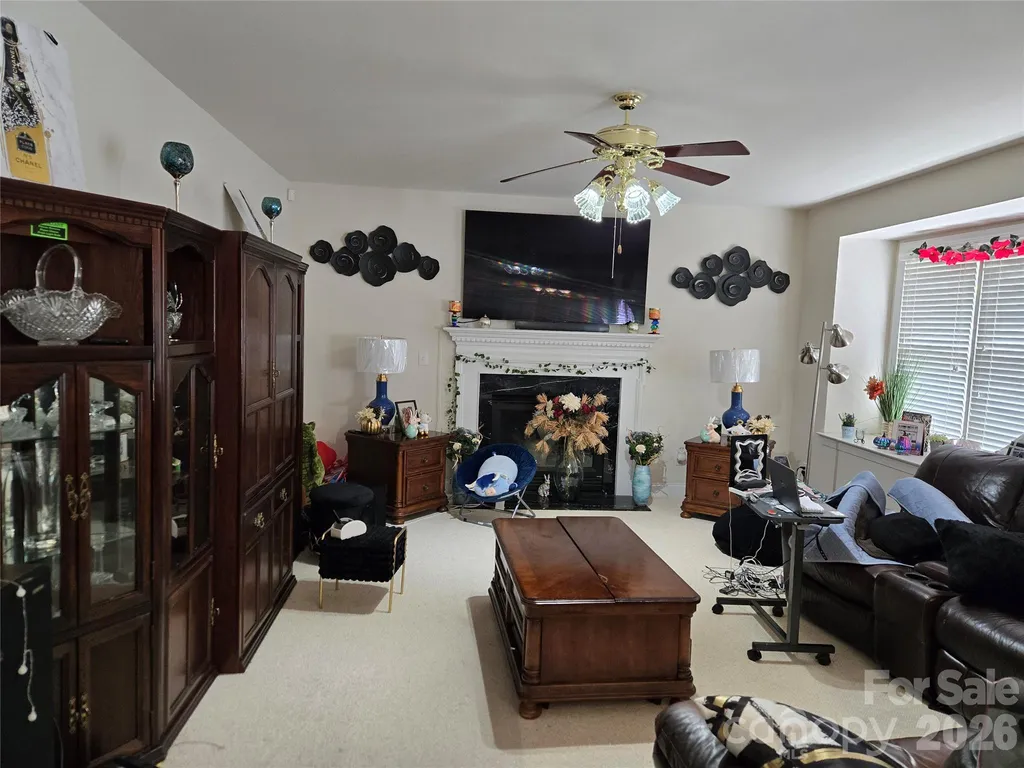 11942 Chevis Court Charlotte NC 28277