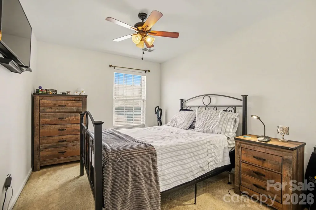 3915 Glenlea Commons Drive Charlotte NC 28216
