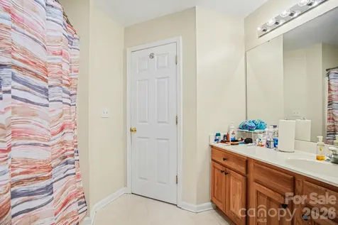 3915 Glenlea Commons Drive Charlotte NC 28216