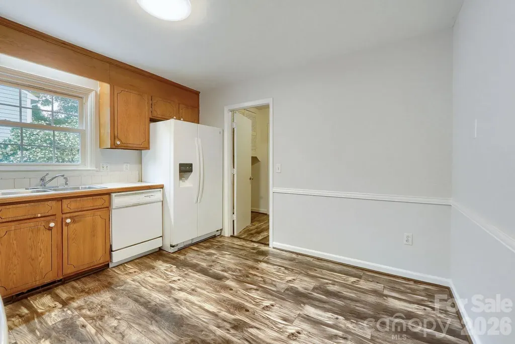 1628 Bonnie Lane Charlotte NC 28213