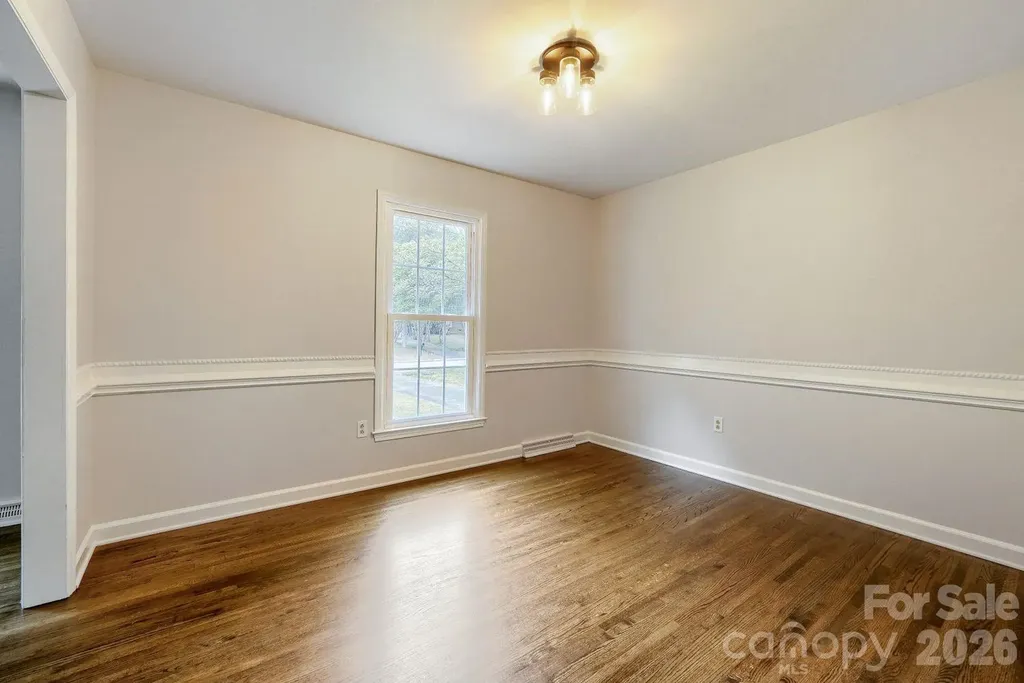 1628 Bonnie Lane Charlotte NC 28213