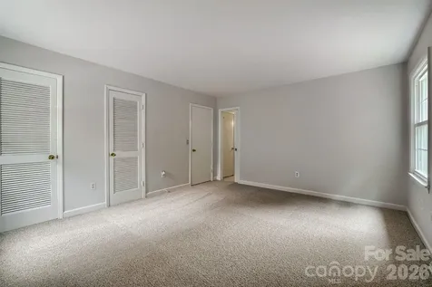 1628 Bonnie Lane Charlotte NC 28213