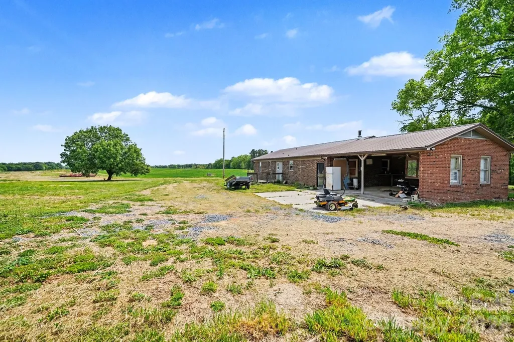 8340 Plank Road Norwood NC 28128