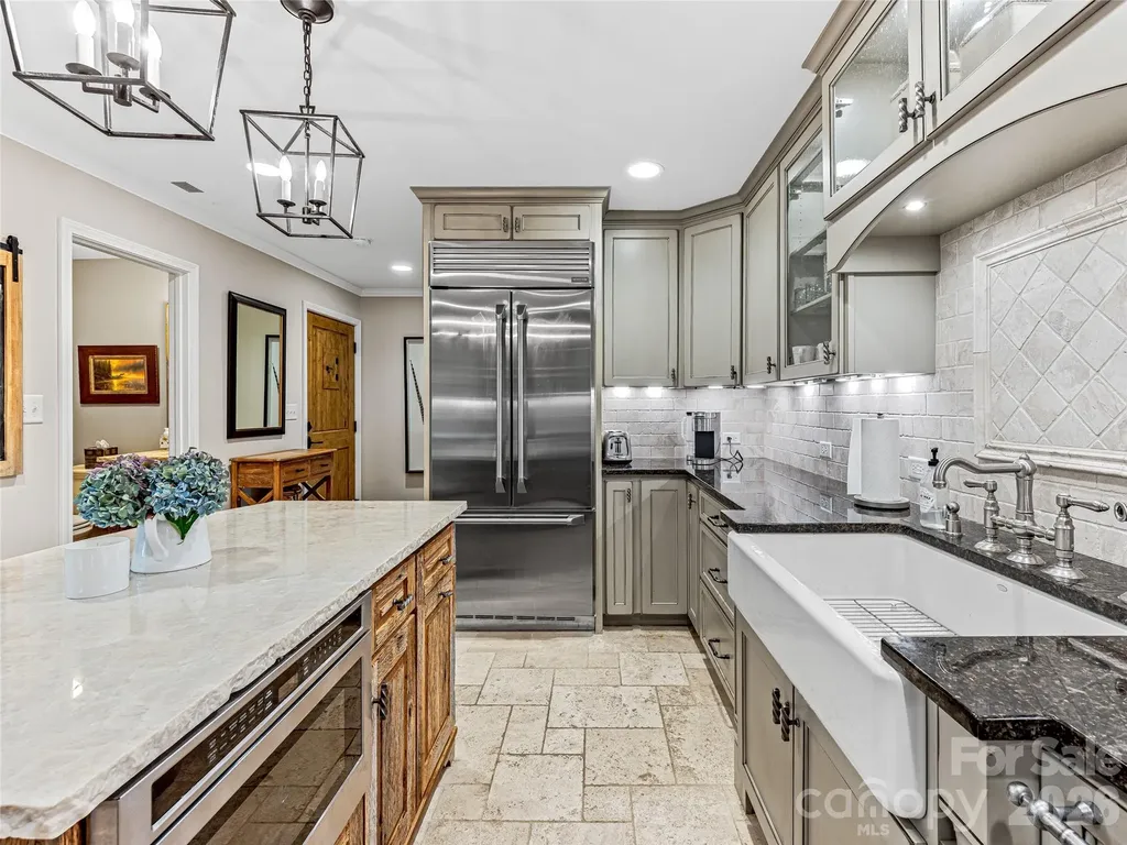 64 Toxaway Shores Drive Lake Toxaway NC 28747
