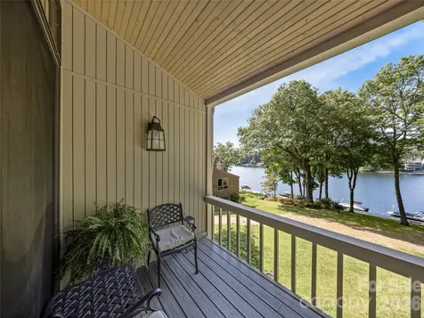 64 Toxaway Shores Drive Lake Toxaway NC 28747