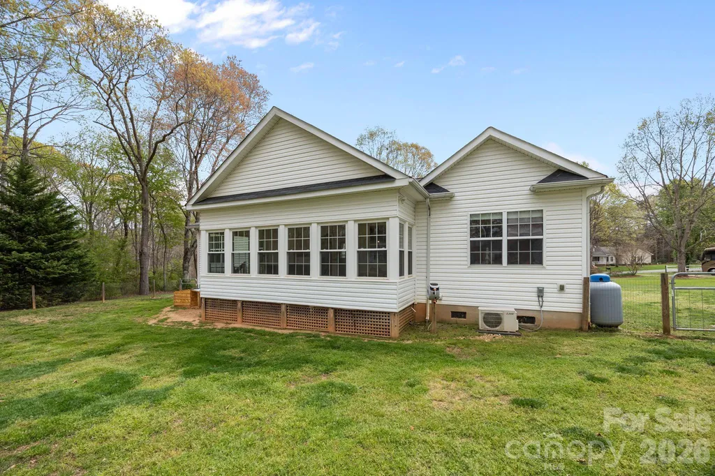 1667 Warwick Court Lincolnton NC 28092