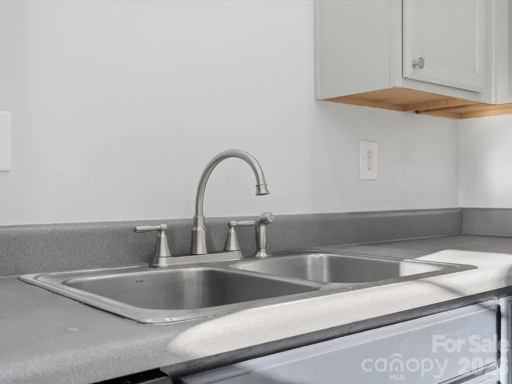 2940 Mayer House Court Charlotte NC 28214