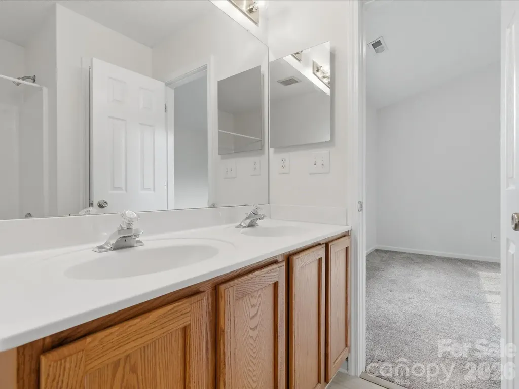 2940 Mayer House Court Charlotte NC 28214