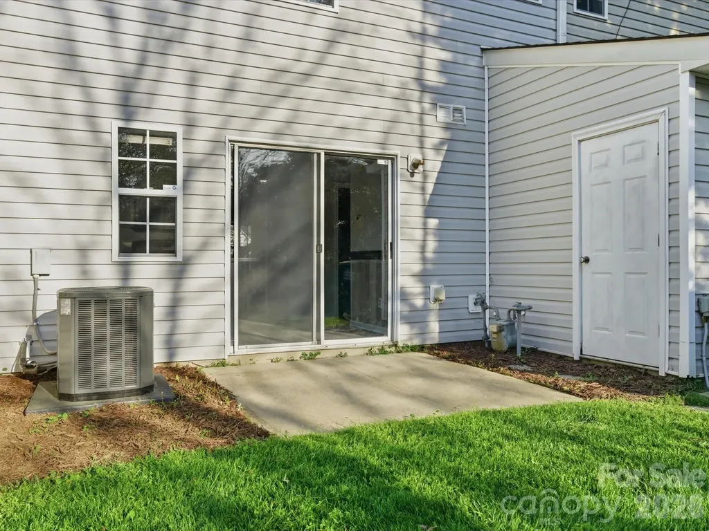2940 Mayer House Court Charlotte NC 28214