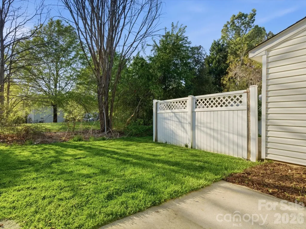 2940 Mayer House Court Charlotte NC 28214