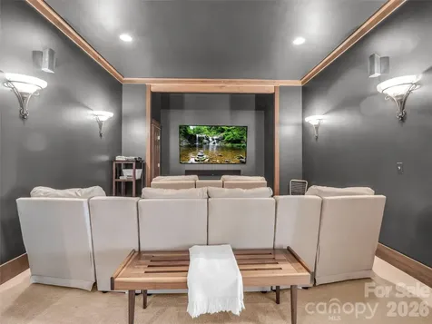 720 Overlook Drive Flat Rock NC 28731