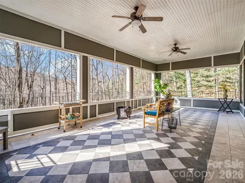 720 Overlook Drive Flat Rock NC 28731