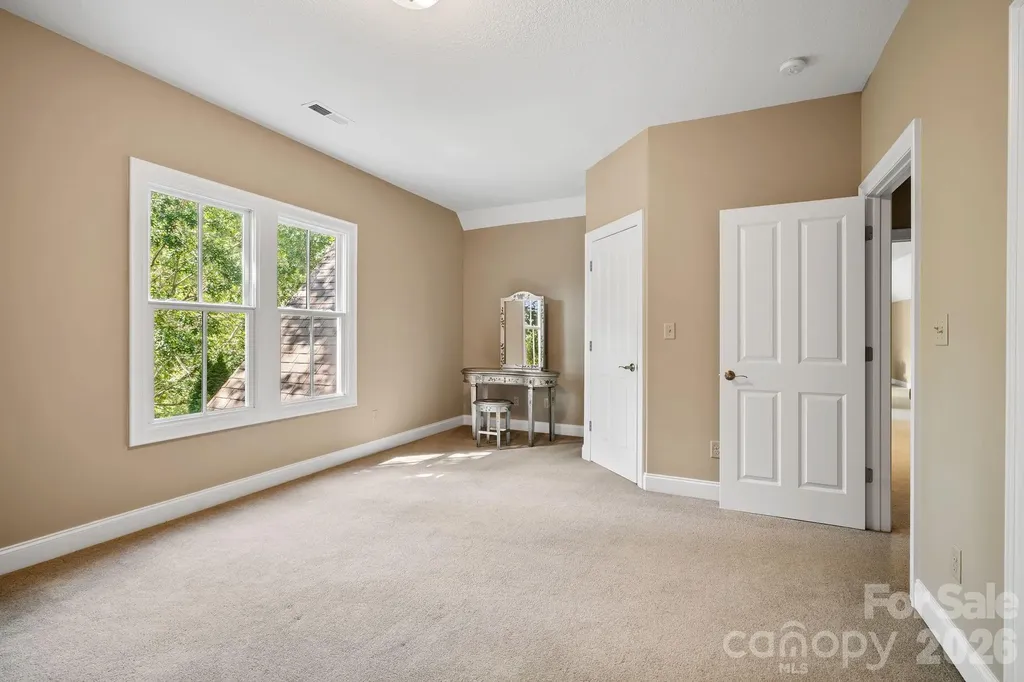 25 E Owl Creek Lane Fairview NC 28730