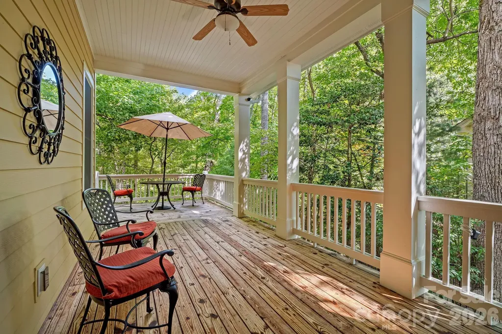25 E Owl Creek Lane Fairview NC 28730