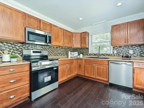 1913 Optimist Lane Charlotte NC 28205