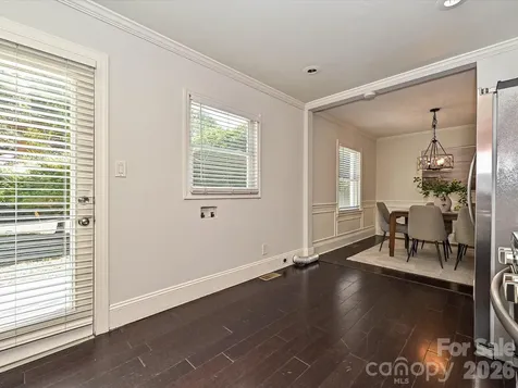 1913 Optimist Lane Charlotte NC 28205