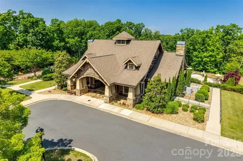 7017 Treetop Court York SC 29745