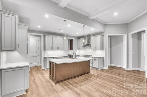 13413 Cozy Court Charlotte NC 28215